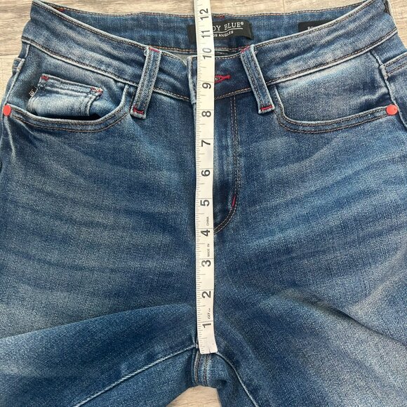 Judy Blue Boyfriend Fit Medium Wash Jeans Mid Rise S16 - Picture 3 of 7